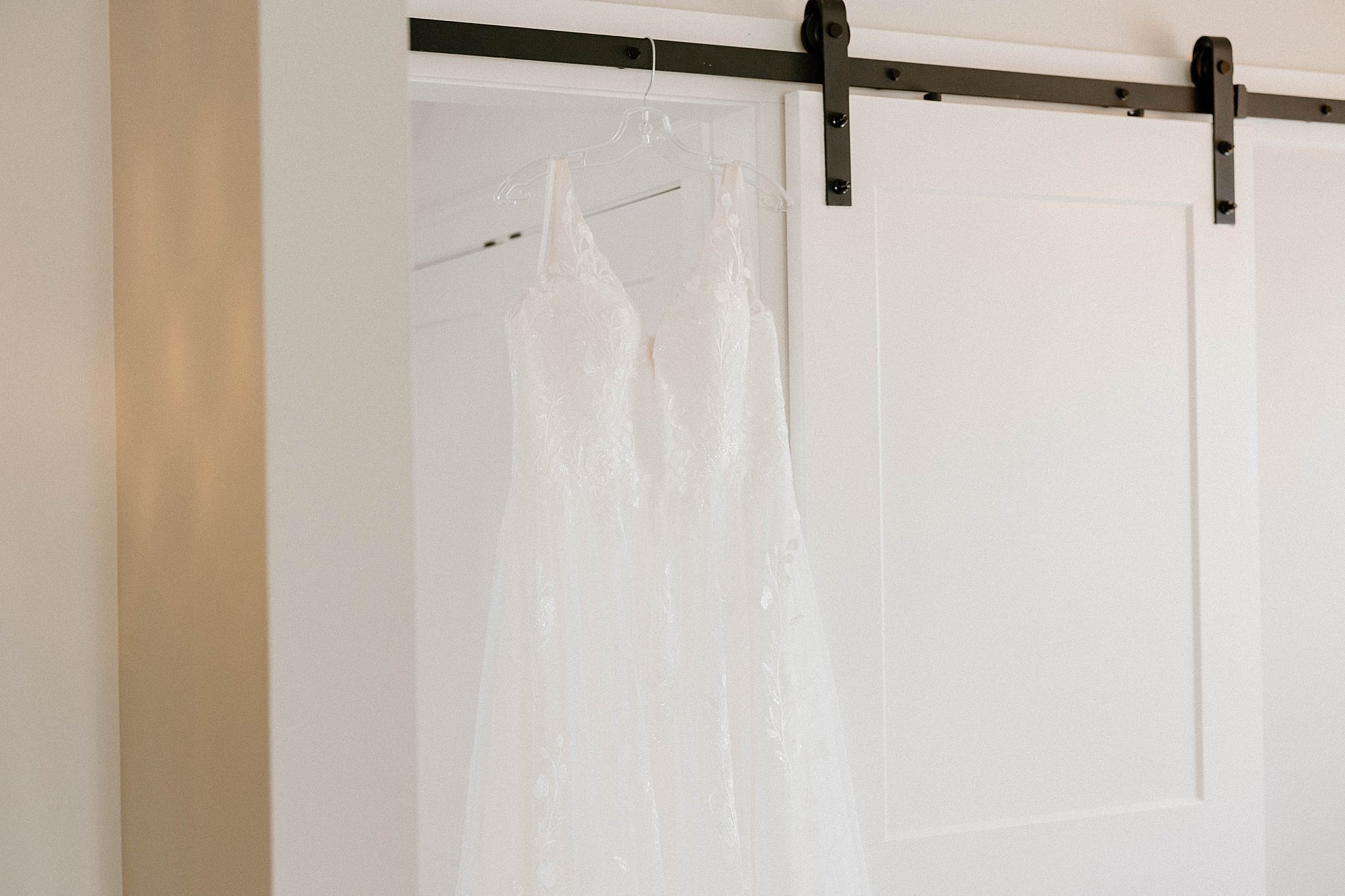 Spring-Stonefields-Estate-Wedding.jpg