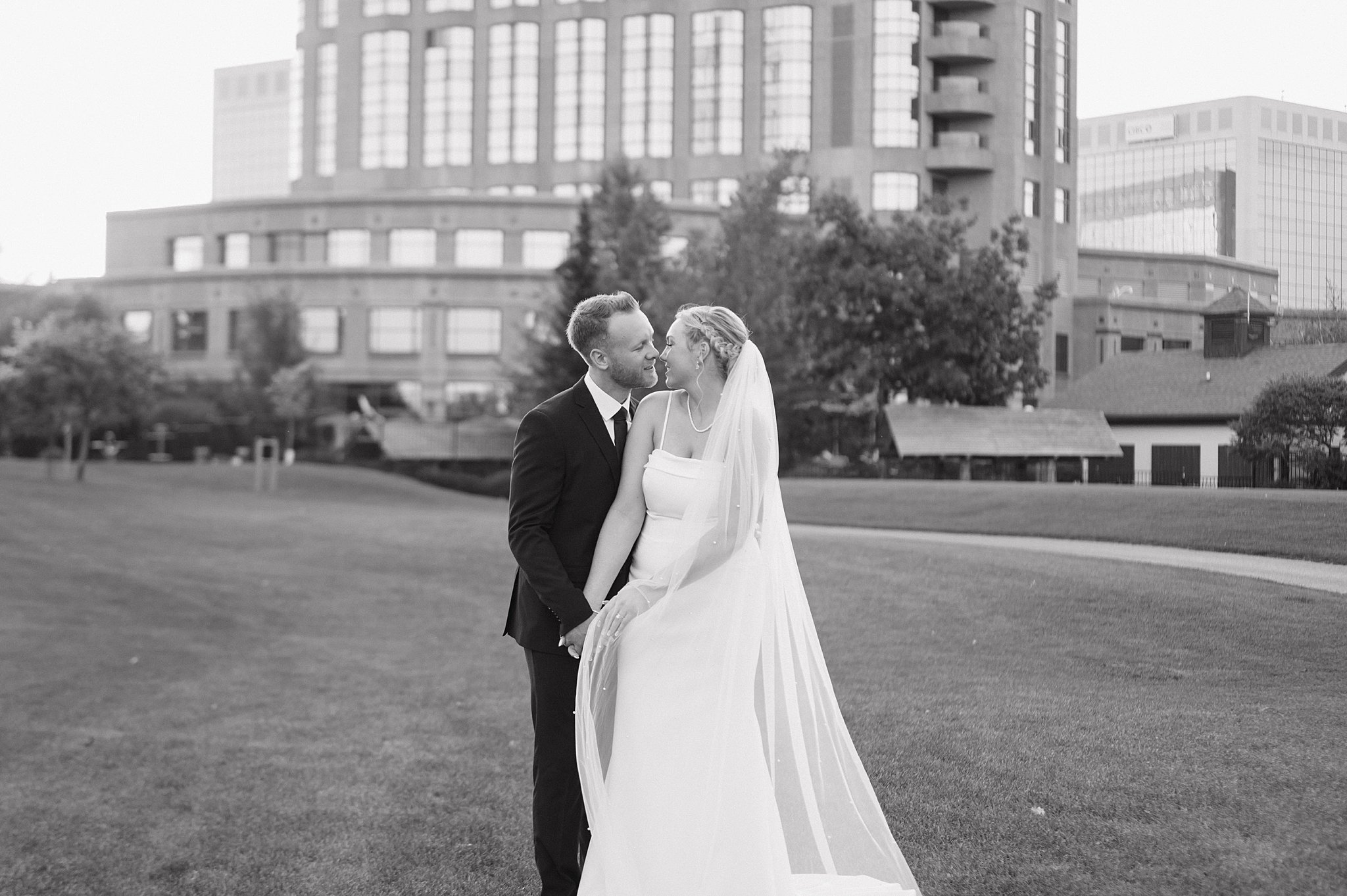 Ottawa Wedding Photographer - Brookstreet Hotel Wedding.jpg