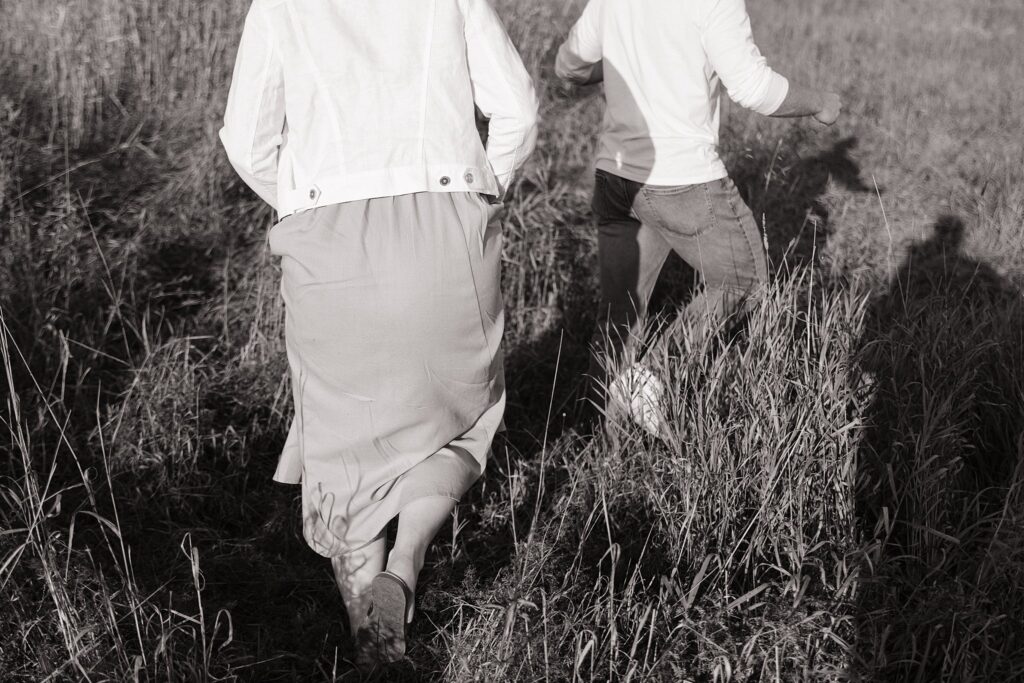 Rosie and Nick in Gatineau Park late September for a sunset engagement session.