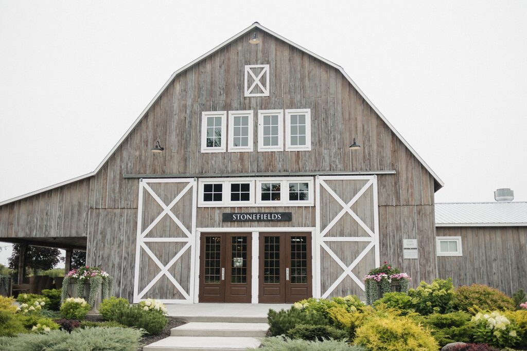 editorial stonefields estate wedding in ottawa ontario