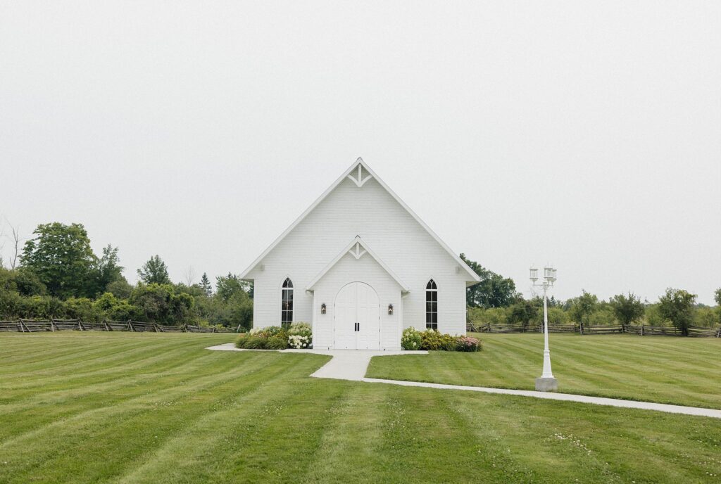 editorial stonefields estate wedding in ottawa ontario