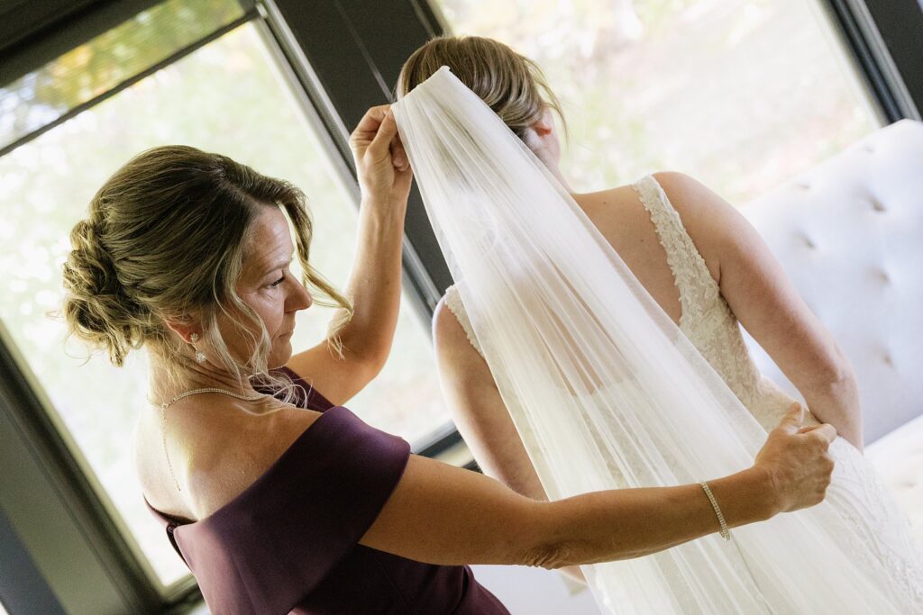 Authentic Autumn Wedding at Evermore in Ottawa