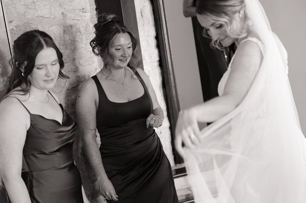 Authentic Autumn Wedding at Evermore in Ottawa