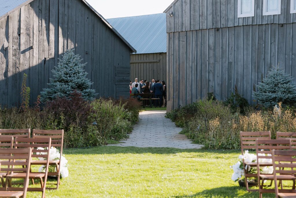 Authentic Autumn Wedding at Evermore in Ottawa