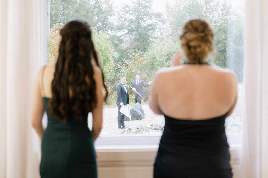Thursday Wedding at Le Belvédère in Wakefield