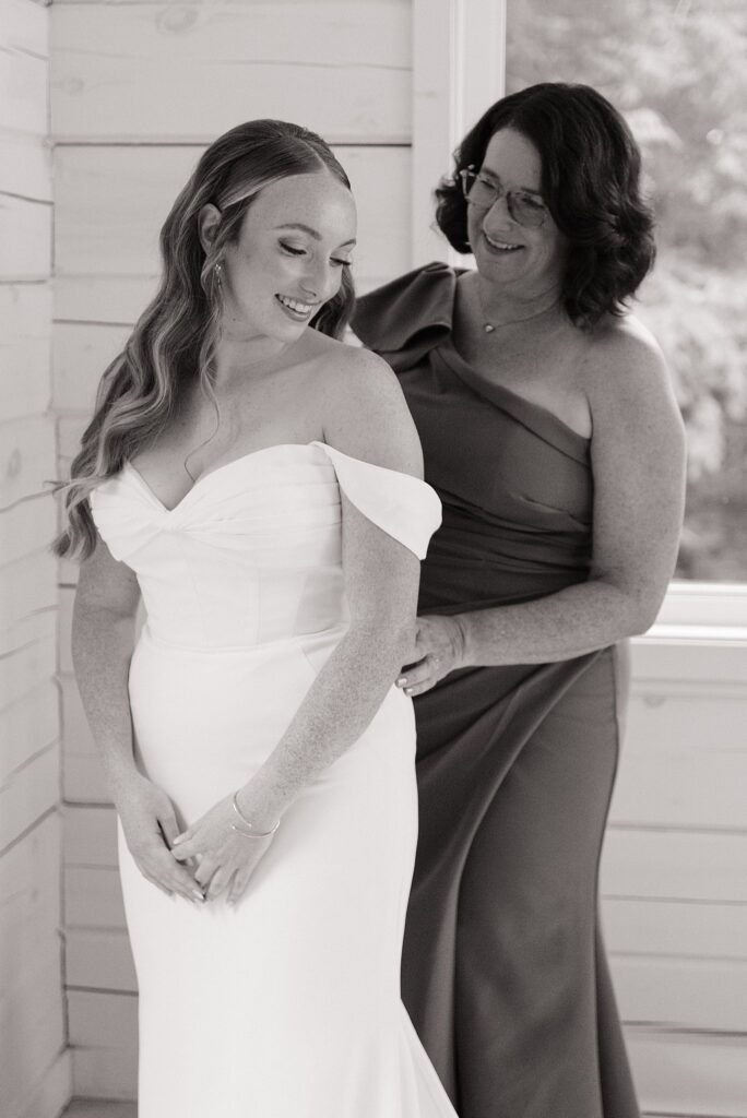 Thursday Wedding at Le Belvédère in Wakefield