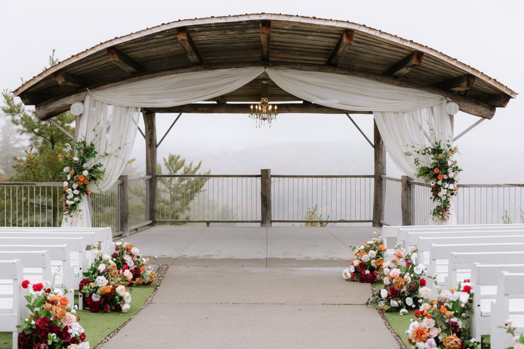 Thursday Wedding at Le Belvédère in Wakefield